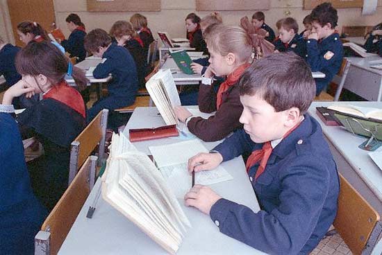 Школьная форма в 1960 - 1980 гг.